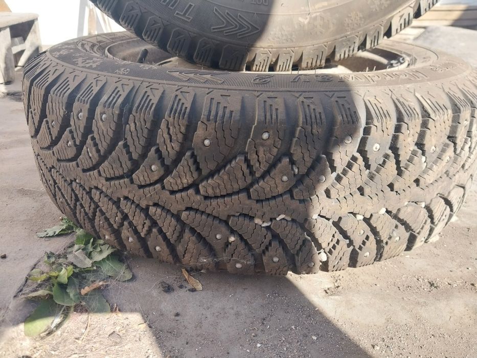 Зимние шины с дисками в комплекте 175/65R14