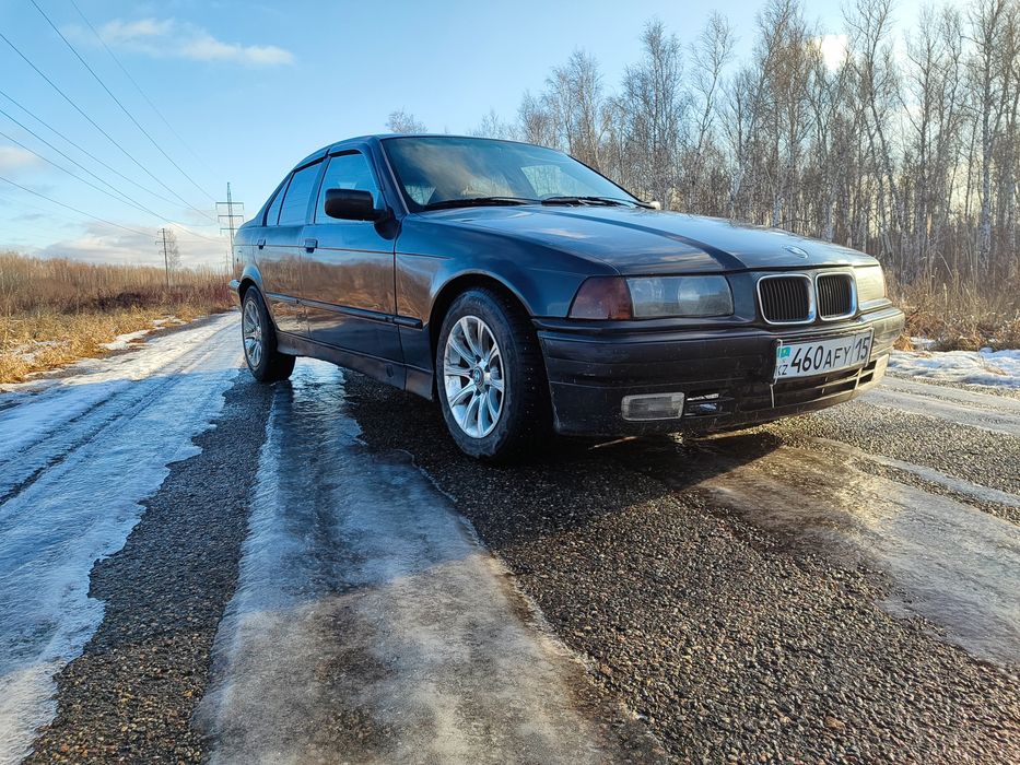 Продам bmw E36 седан