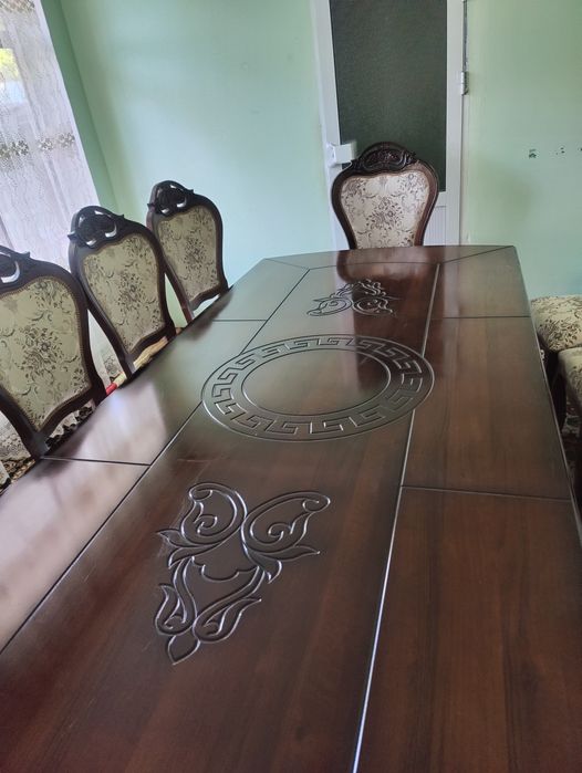 Stol-stul 12 personli