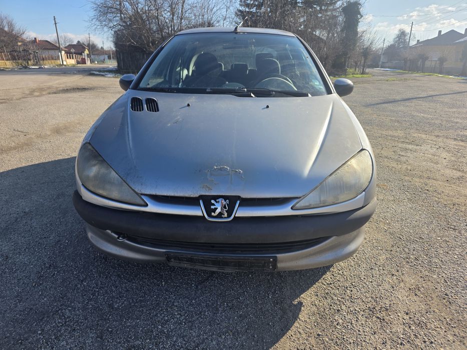 Peugeot 206 1.4  на части