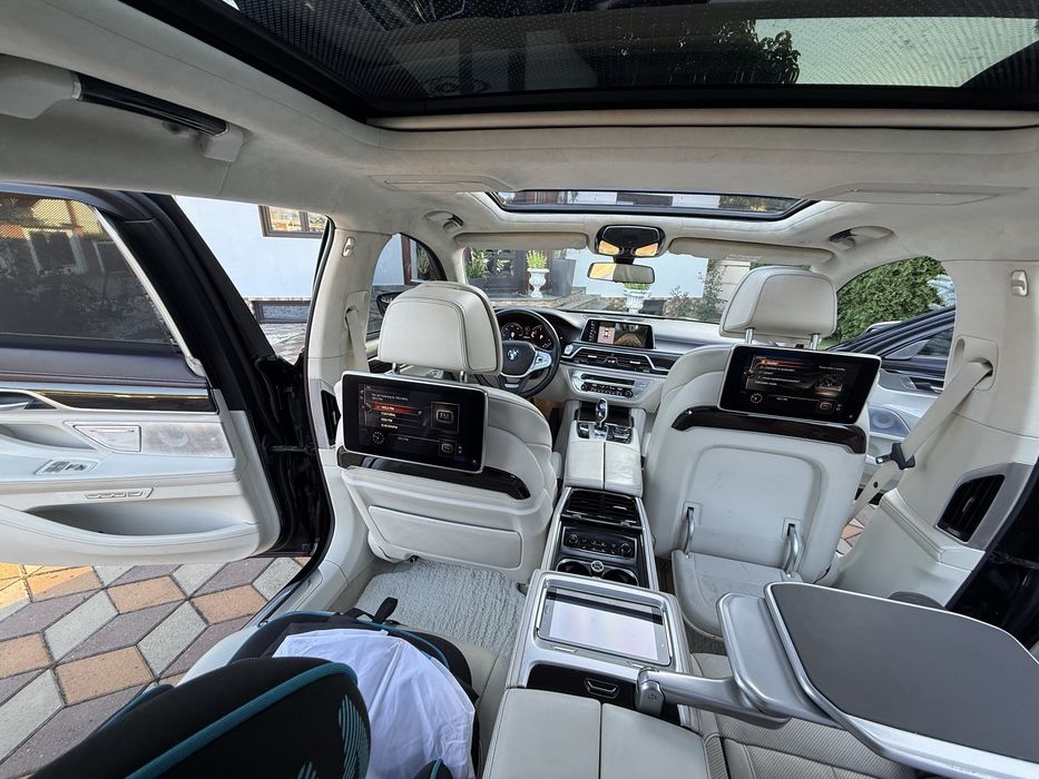 Bmw INDIVIDUAL absolut FULL 740 G12 Long Xdrive Night Vision FULL