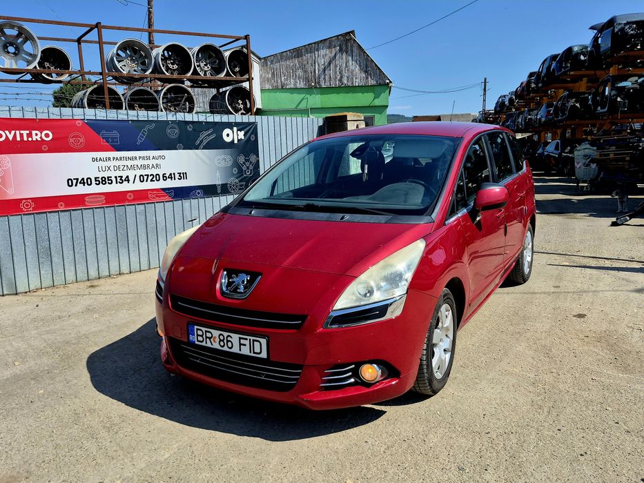 Peugeot 5008 an 2010 1.6 hdi 110cp trepte 7 locuri avariat