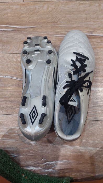 Бутонки Umbro за момче