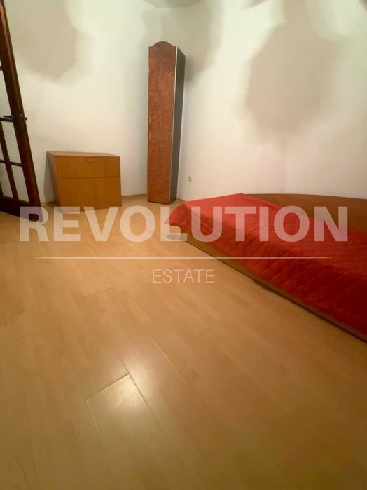 Продава се Тристаен апартамент в Пловдив, Кършияка - 100 кв.м за 1900 €/кв.м - Снимка #3