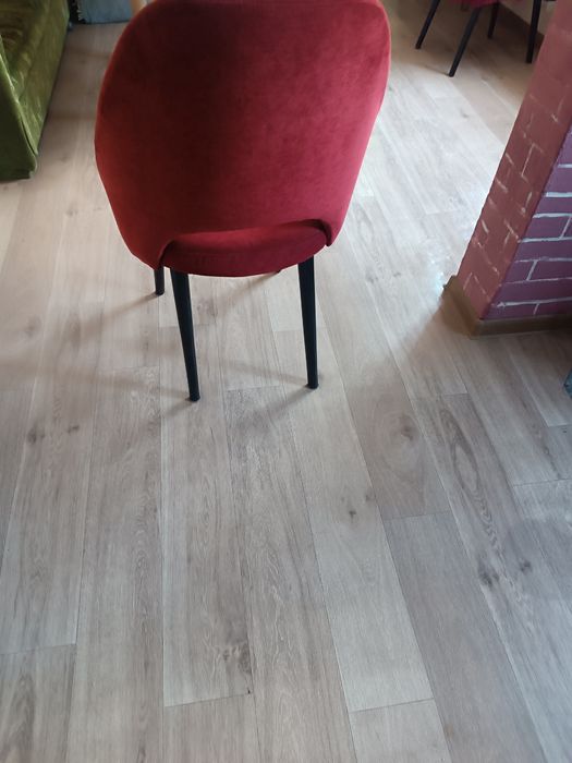 Продам 4 кресло- стул в отличном состоянии