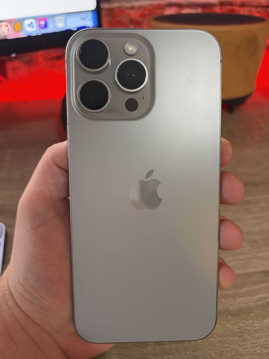 iPhone 16 Pro Max 512 GB 93% 1 Година Гаранция + Оригинален кейс