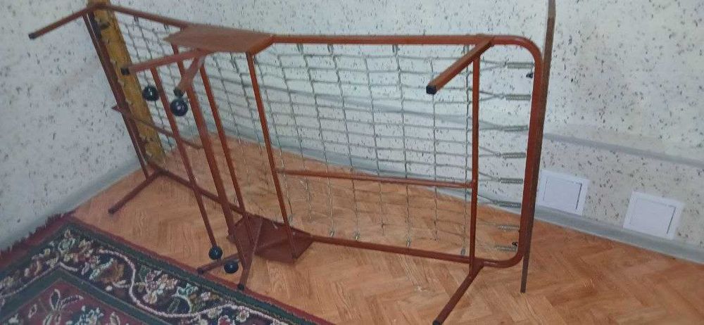 Раскладная кровать - раскладушка 190 х 90