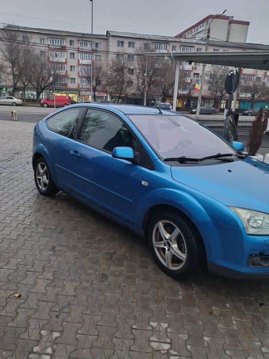 Vând Ford Focus II