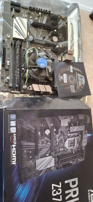 Дъно asus със i7.8700