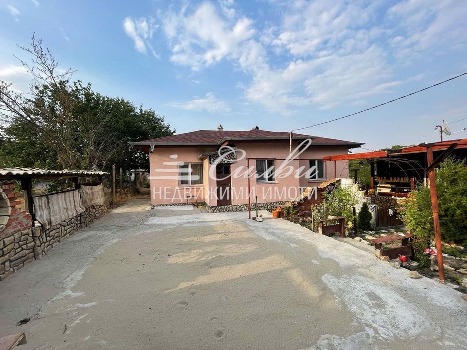 Продава се Къща в с. Зайчино ореше, Област Шумен - 60 кв.м за 706 €/кв.м - Снимка #1