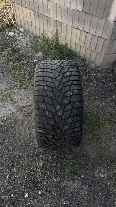 Шины 315/35-20 зимние шипы