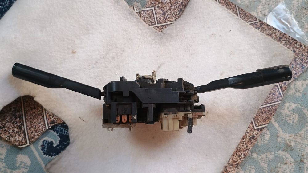 Продам запчасть на мазду