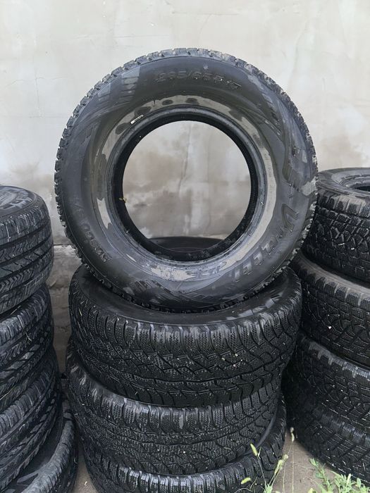Зимние покрышки Viatti Bosco S/T 265/65 R17 срочно