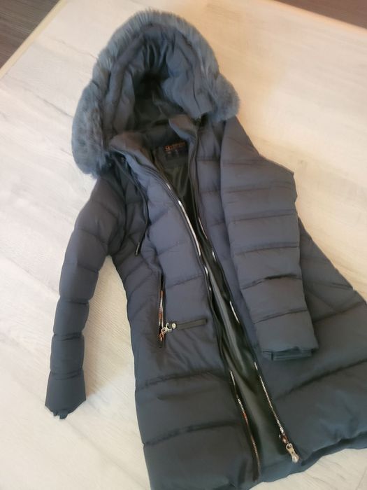 Само изпрано зимно яке тъмно зелено