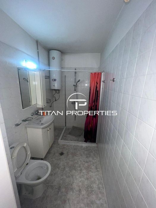 Ключ в офиса! Тристаен, под наем, ж.к Възраждане