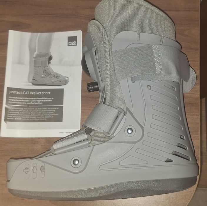 Orteza picior tip Cat Walker