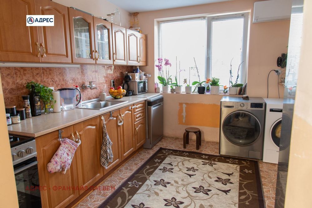 Къща в Ловеч, област-гр.Троян площ 116 цена 135000