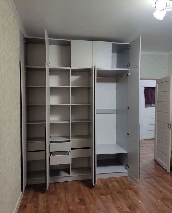 Навоий шахар бойлаб барча турдаги мебелар