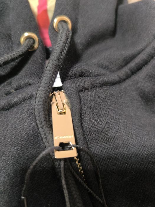 Bluza neagra Burberry