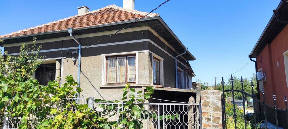 Продава се Къща в с. Градец, Област Видин - 100 кв.м за 350 €/кв.м - Снимка #2