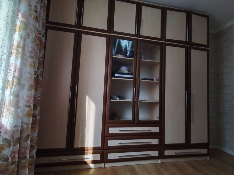 Шифоньер, шкаф,       ,