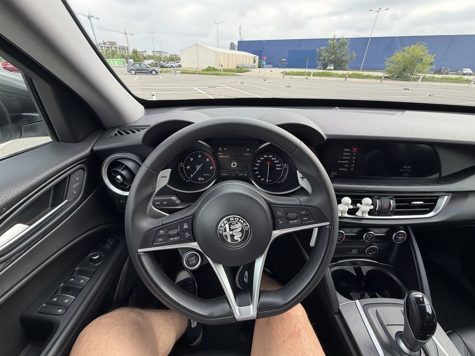 Vand sau schimb Alfa Stelvio