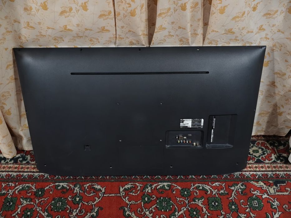 Телевизор LG smart TV - 50 дюймов