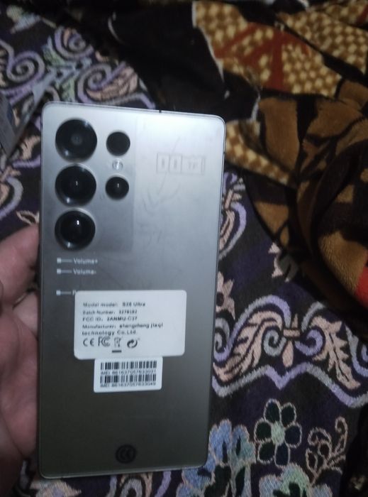 Продам смартфон недорого