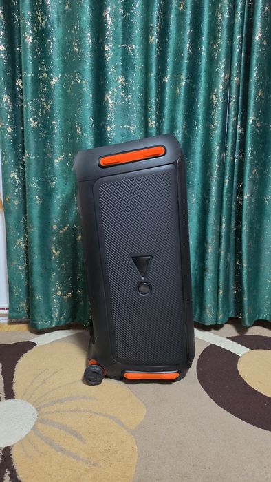 JBL Partybox 710