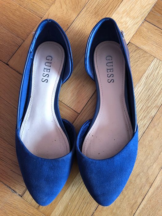 Обувки GUESS пантофки
