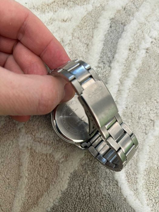 Vand Ceas barbatesc Casio Classic