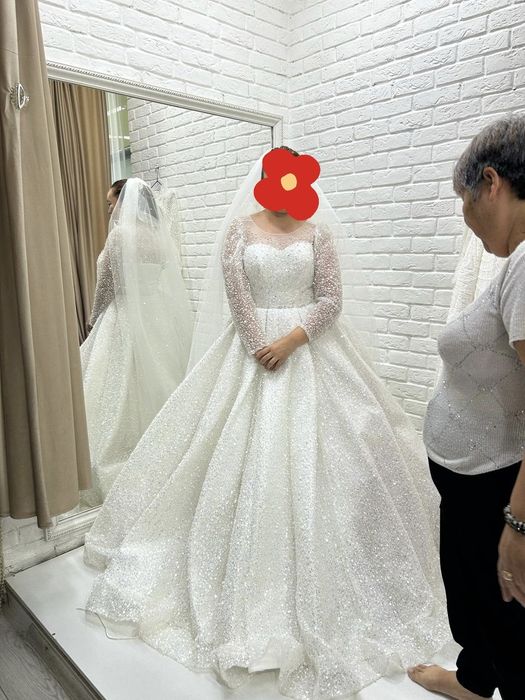 Свадебное платье