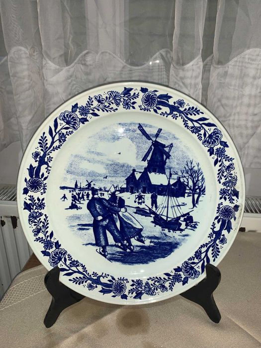 Farfurie Delfts    .