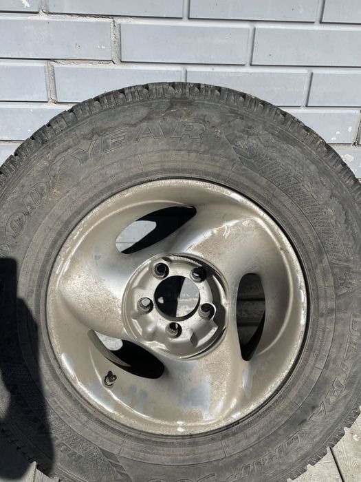 Продам 4 диска на хорошей зимней резине