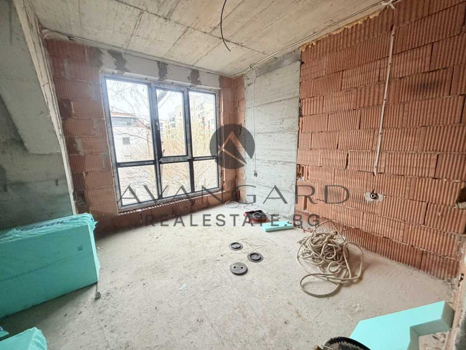 Продава се Двустаен апартамент в Пловдив, Център - 111 кв.м за 1079 €/кв.м - Снимка #3