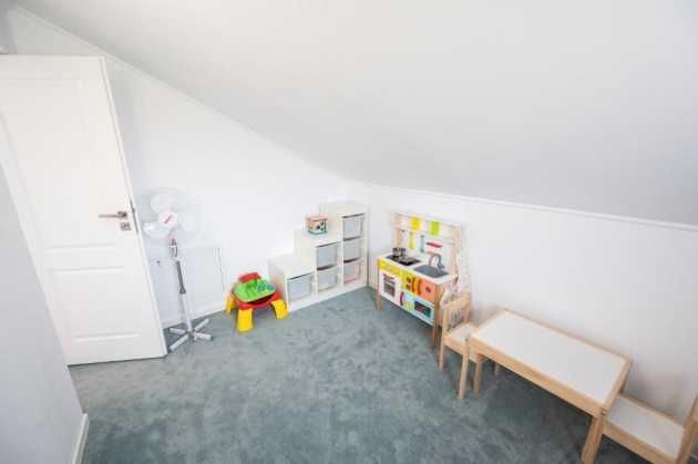 Casa noua, curte proprie Cartierul Tineretului, Haieu