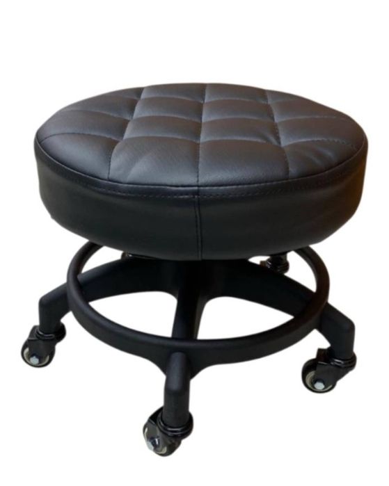 Профессиональный стул для мастеров красоты.