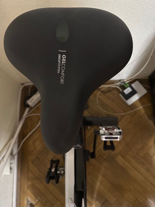 Bicicleta spinning Tunturi FitRace 40, volanta 22kg