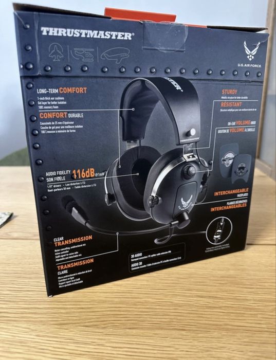 Casti Thrustmaster
