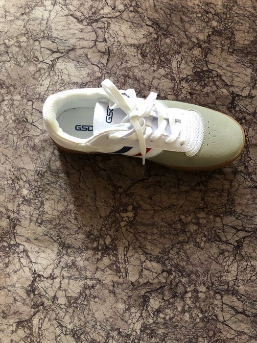 Кроссовки мужские