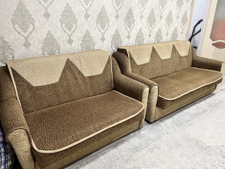 Қонақ бөлмесіне арналған диван