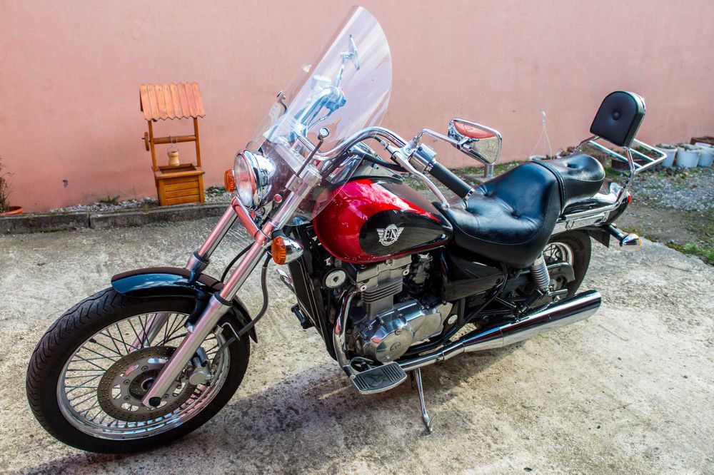 Motocileta Kawasaki EN 500