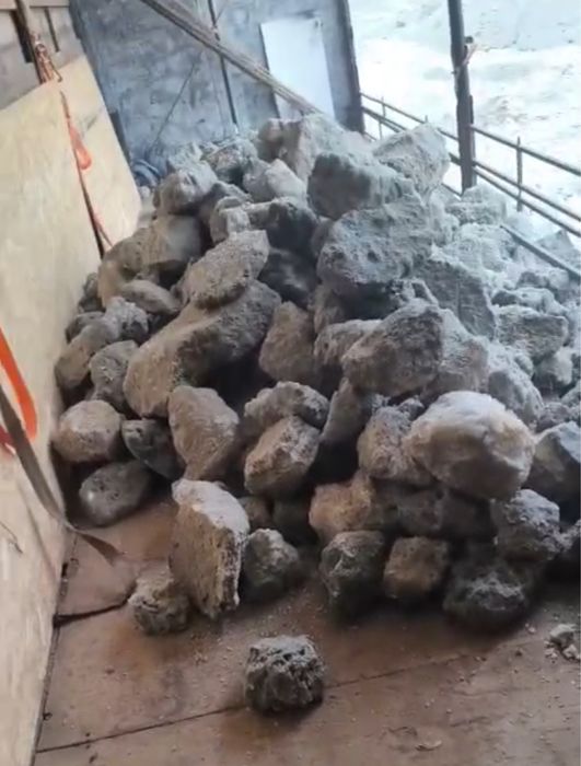 Комковая соль , кормовая