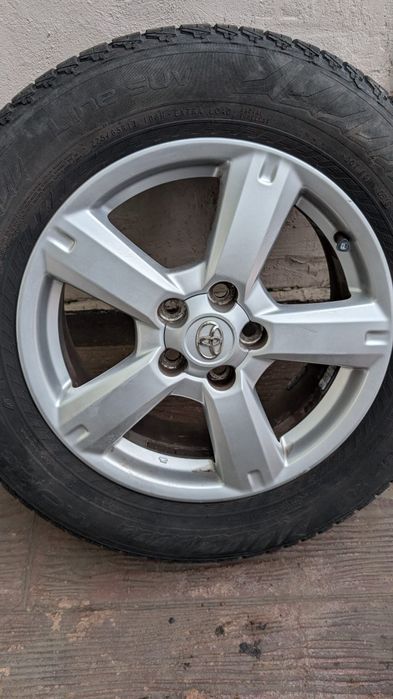 Set jante originale Toyota RAV4 și anvelope de vara