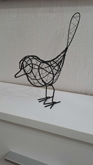 продам статуэтки. птички