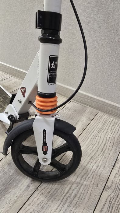 самокат модели Urban Scooter 116D