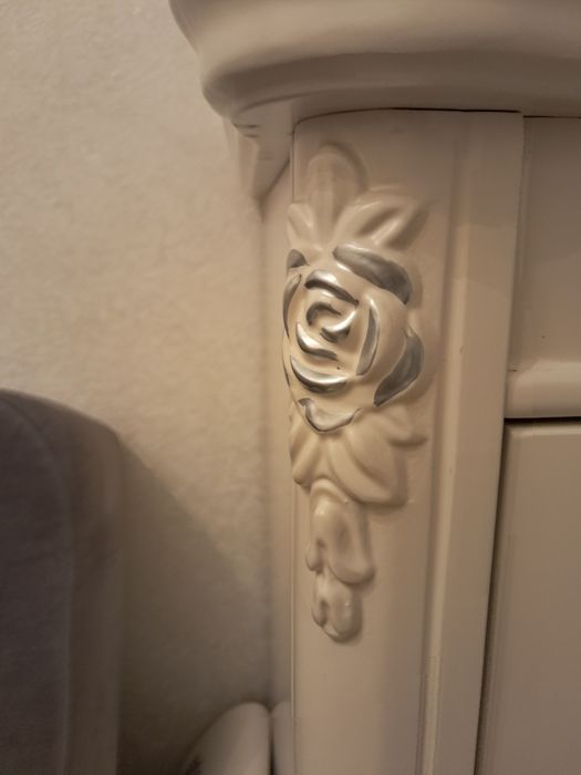 Продам бельевой комод ,дерево . Тумба .