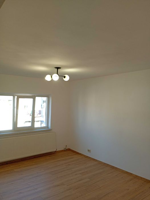 Apartament 2 camere Craiovița Nouă
