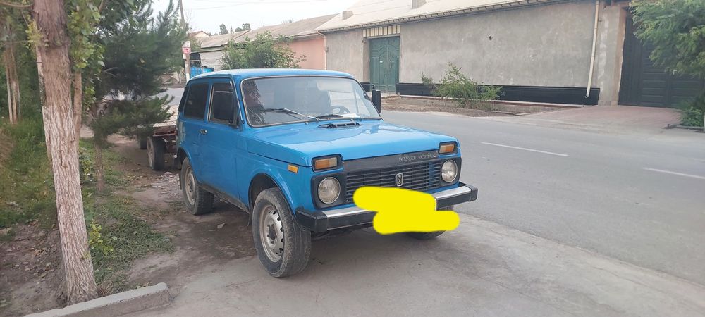 Niva sotiladi 4x4