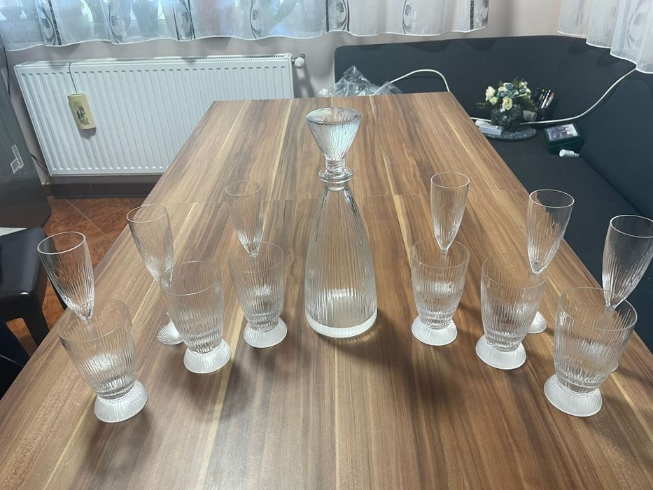 De vînzare cristal hermes Paris pentru cei interesati